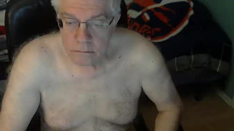 Snapshot of islesman22 chatting on September 27, 9:14 am islesman22 online show from September 27, 9:14 am