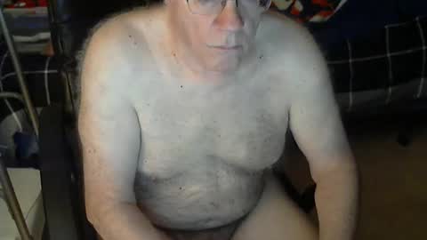 Snapshot of islesman22 chatting on October 9, 9:40 am islesman22 online show from October 9, 9:40 am