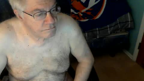 Snapshot of islesman22 chatting on June 27, 10:53 am islesman22 online show from June 27, 10:53 am