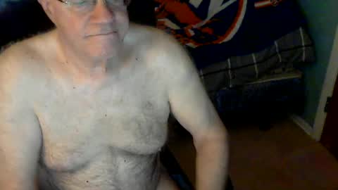 Snapshot of islesman22 chatting on July 11, 9:34 am islesman22 online show from July 11, 9:34 am