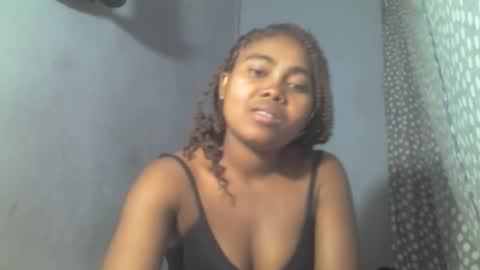 ismayrah online show from May 15, 11:56 pm