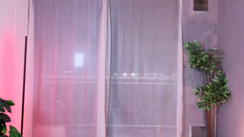 Julyane online show from September 17, 2:35 am