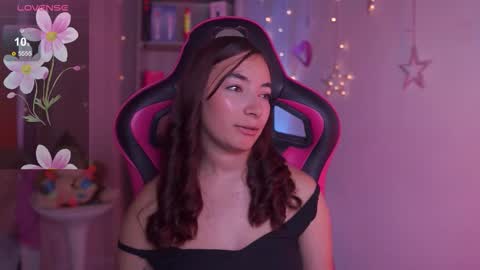 ISSA  online show from October 4, 3:54 pm