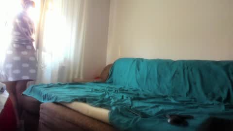 Snapshot of issabelle_69 chatting on January 8, 6:41 am Issabelle online show from January 8, 6:41 am