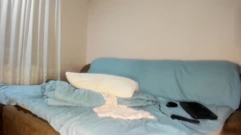 Snapshot of issabelle_69 chatting on February 1, 9:21 am Issabelle online show from February 1, 9:21 am