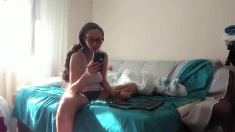 Snapshot of issabelle_69 chatting on September 14, 6:34 am Issabelle online show from September 14, 6:34 am