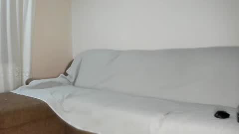 Snapshot of issabelle_69 chatting on October 3, 5:59 am Issabelle online show from October 3, 5:59 am