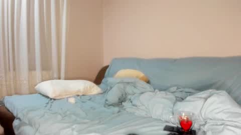 Snapshot of issabelle_69 chatting on October 12, 5:28 am Issabelle online show from October 12, 5:28 am