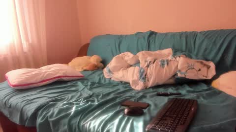 Snapshot of issabelle_69 chatting on November 1, 6:37 am Issabelle online show from November 1, 6:37 am