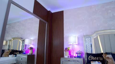 Issadorra online show from February 10, 5:58 am