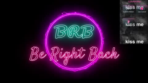 Issie online show from February 8, 7:38 pm