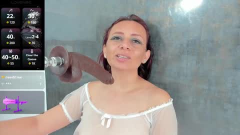 Snapshot of issys_milf chatting on March 9, 11:58 am ISSYS online show from March 9, 11:58 am