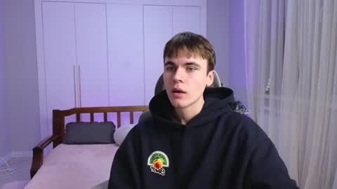 Snapshot of istairee chatting on January 11, 5:41 am Maks online show from January 11, 5:41 am