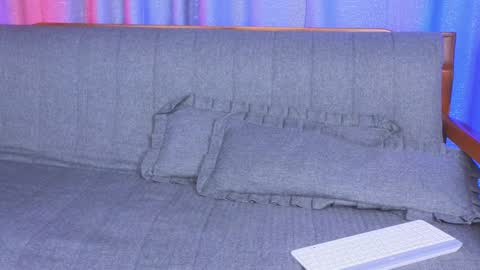 Snapshot of istairee chatting on January 24, 1:25 pm Maks online show from January 24, 1:25 pm