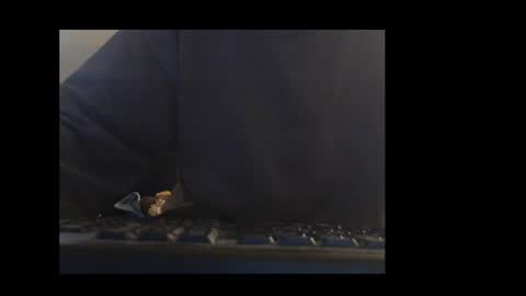 Snapshot of ital25usa chatting on January 11, 2:11 pm ital25usa online show from January 11, 2:11 pm