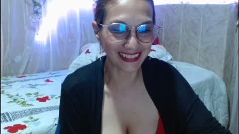 Itala Gomez online show from December 29, 10:47 pm