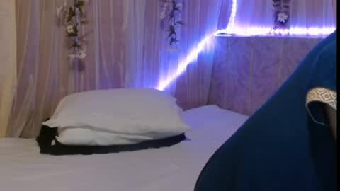 Itala Gomez online show from March 9, 12:21 am