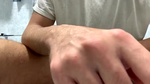 Snapshot of italianbigcock91 chatting on October 12, 6:45 am italianbigcock91 online show from October 12, 6:45 am