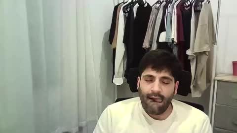 Snapshot of italianboybcn chatting on January 14, 6:57 pm italianboybcn online show from January 14, 6:57 pm