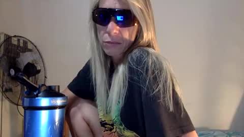 italiankingstripper online show from February 26, 10:53 pm