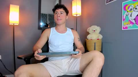 Ithan and Friends online show from March 22, 1:20 am