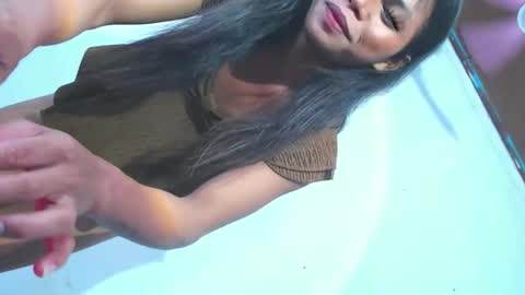 Snapshot of its_kynth chatting on November 16, 2:11 pm its_kynth online show from November 16, 2:11 pm