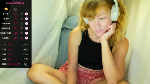 Lily online show from October 22, 10:20 pm