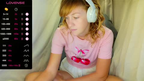 Lily online show from November 16, 10:04 pm