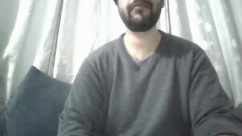 Snapshot of its_me_2323 chatting on January 22, 1:53 am its_me_2323 online show from January 22, 1:53 am