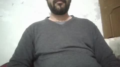 Snapshot of its_me_2323 chatting on January 23, 5:24 am its_me_2323 online show from January 23, 5:24 am