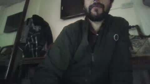 Snapshot of its_me_2323 chatting on February 10, 7:15 am its_me_2323 online show from February 10, 7:15 am