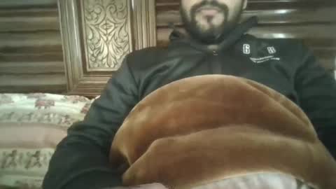 Snapshot of its_me_2323 chatting on February 13, 4:54 am its_me_2323 online show from February 13, 4:54 am