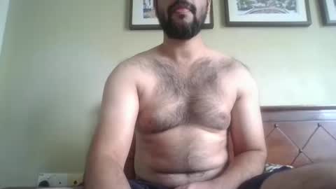 Snapshot of its_me_2323 chatting on December 16, 4:06 am its_me_2323 online show from December 16, 4:06 am