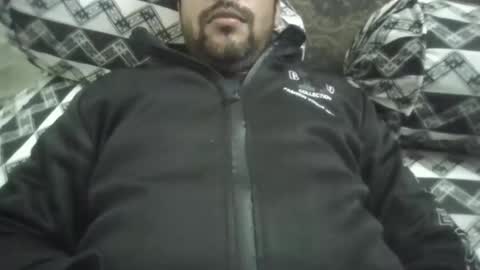 Snapshot of its_me_2323 chatting on April 7, 5:41 am its_me_2323 online show from April 7, 5:41 am