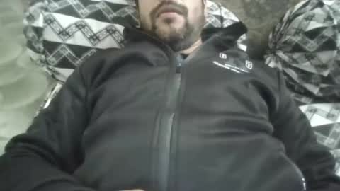 Snapshot of its_me_2323 chatting on April 9, 5:18 am its_me_2323 online show from April 9, 5:18 am