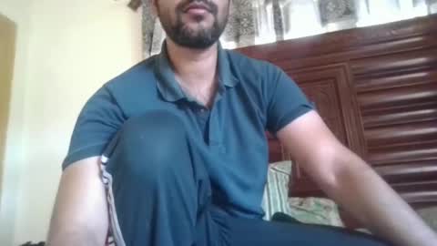 Snapshot of its_me_2323 chatting on April 14, 5:24 am its_me_2323 online show from April 14, 5:24 am