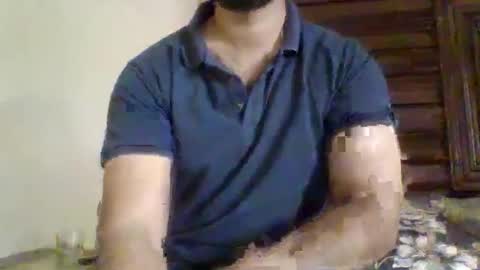 Snapshot of its_me_2323 chatting on May 11, 4:40 am its_me_2323 online show from May 11, 4:40 am