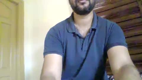 Snapshot of its_me_2323 chatting on May 15, 4:30 am its_me_2323 online show from May 15, 4:30 am