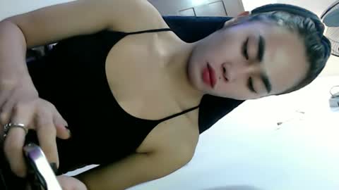 its_me_vanesa online show from February 4, 2:06 am