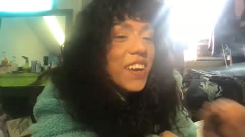 Snapshot of itsariessecrets chatting on January 16, 6:59 pm itsariessecrets online show from January 16, 6:59 pm