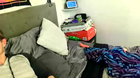 Boo Faux online show from December 2, 5:15 am