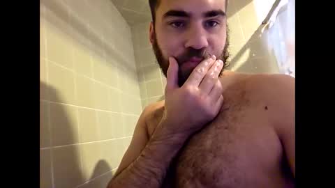 Snapshot of itsdaiton chatting on November 6, 1:23 pm Daiton online show from November 6, 1:23 pm