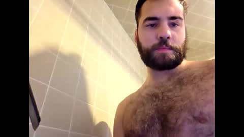 Snapshot of itsdaiton chatting on November 9, 4:16 pm Daiton online show from November 9, 4:16 pm