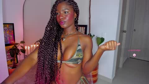 lau online show from February 2, 10:57 am