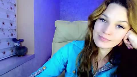 itslunaday online show from November 4, 4:28 pm