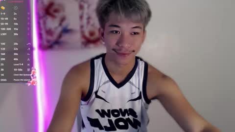 itsme_cxhennn online show from November 8, 8:07 pm