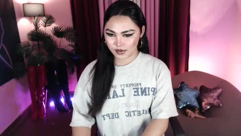 Snapshot of itsmesianaa29 chatting on January 17, 4:00 pm Siana online show from January 17, 4:00 pm