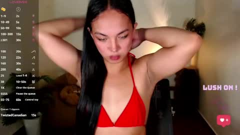 Snapshot of itsmesofiaa69 chatting on April 28, 2:27 am Sofia online show from April 28, 2:27 am