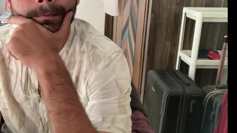 Snapshot of itsmylife021 chatting on November 9, 10:46 am Raje online show from November 9, 10:46 am