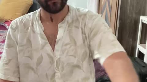 Snapshot of itsmylife021 chatting on November 10, 3:38 am Raje online show from November 10, 3:38 am